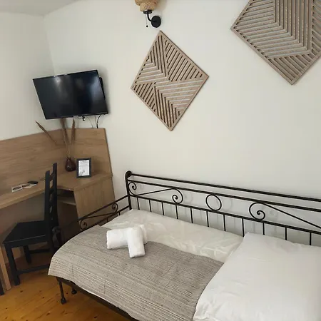 Schiller Haus&restaurant בית הארחה Spisska Bela